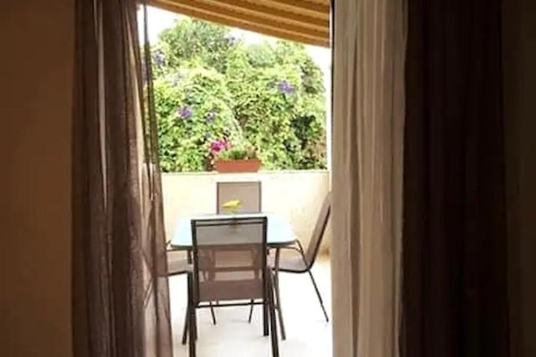 Golden Keys Apatment First Floor Apartment Moraḯtika Luaran gambar